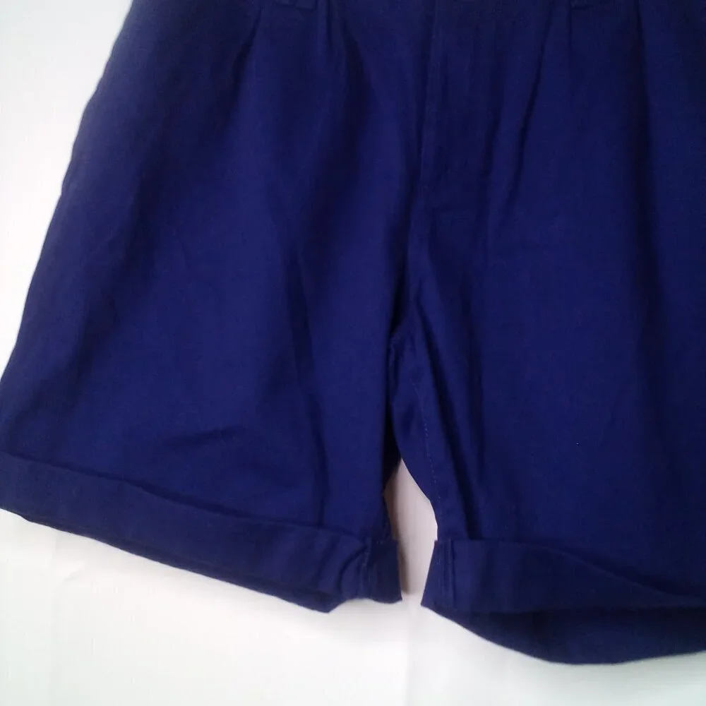 St. John's Bay Shorts Women 12 Chino Pleated Roll Hem Blue